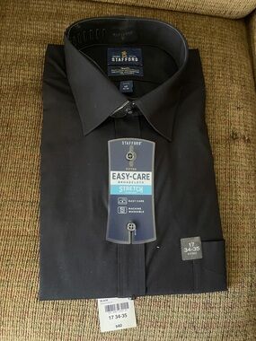 Stafford Black Fitted Easy-Care Stretch Dress Shirt